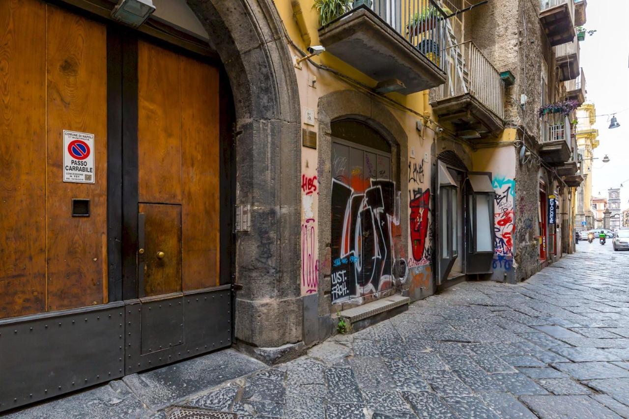 San Marcellino Cool And Central By Napoliapartments Buitenkant foto